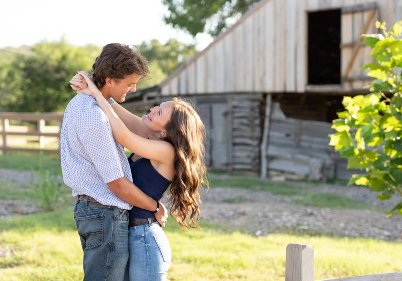 Bethany & Caden - Couple session by Jen Pennington Photography
